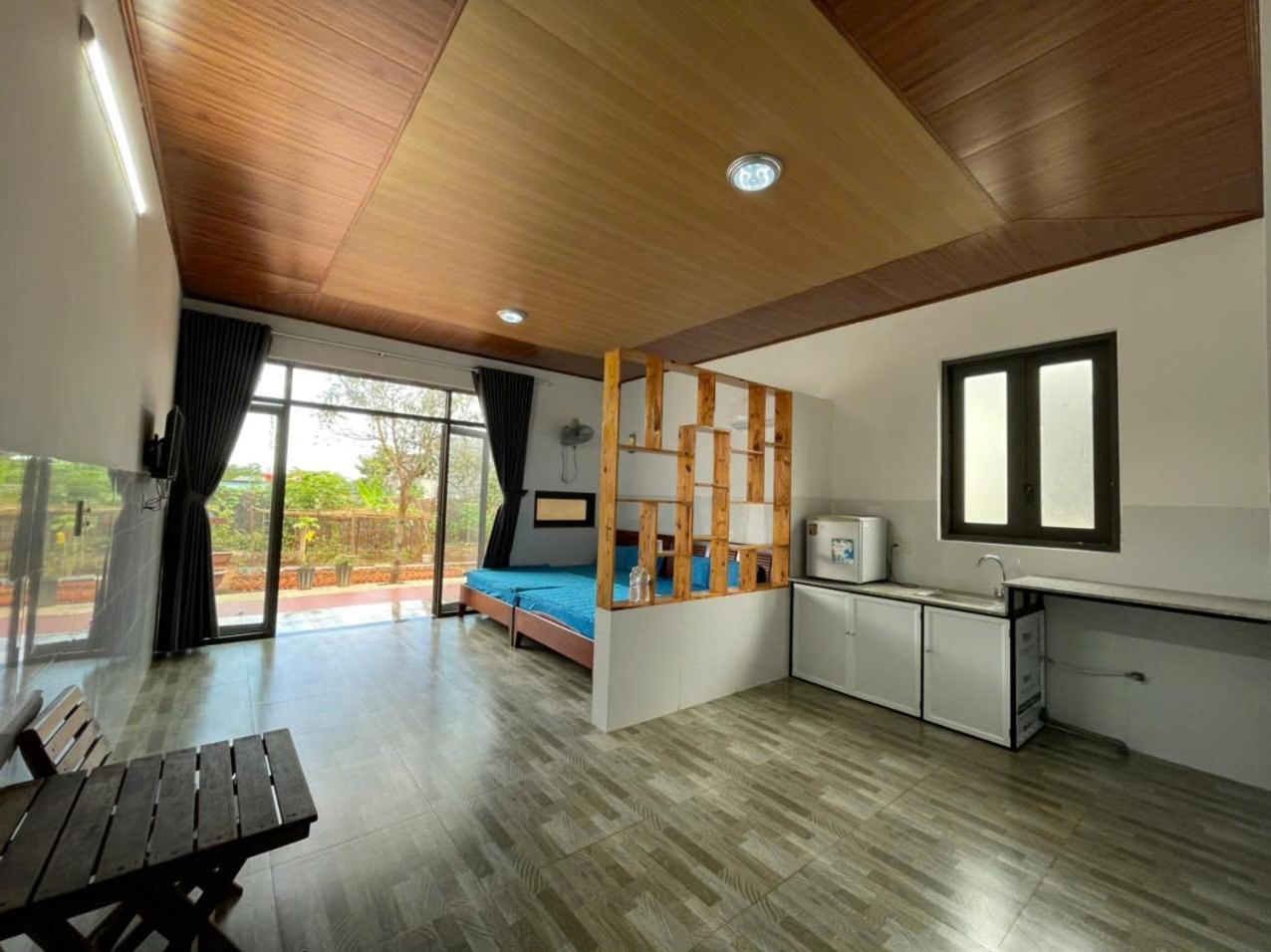 Thu Hien Hotel Pleiku - By Bay Luxury Plei Holang Eksteriør billede